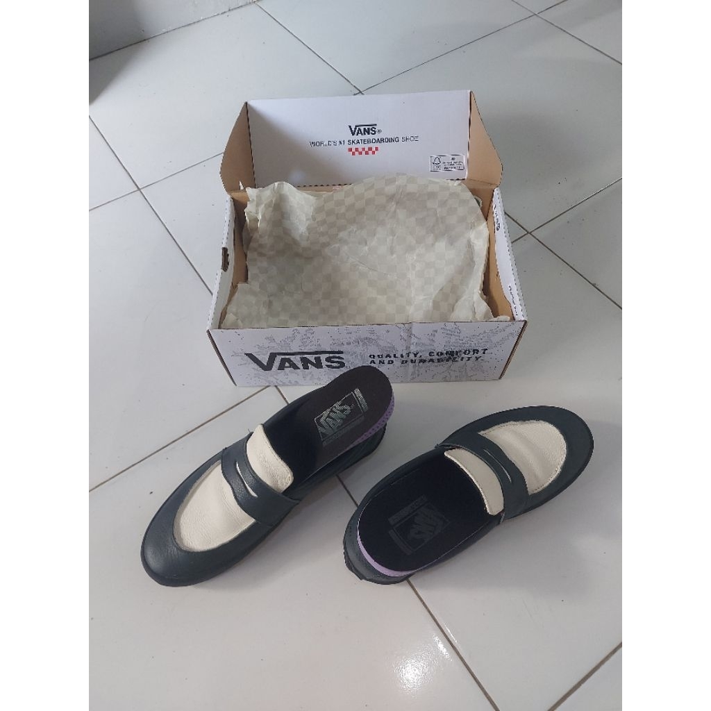 vans loafers