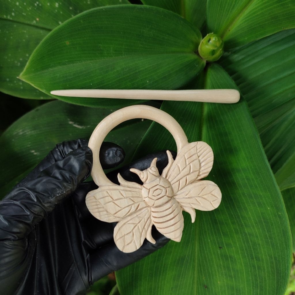 Tusuk konde handmade Dari kayu Jepit Rambut motif lebah Hiasan Rambut estetik Bee Hair stick Hair pi