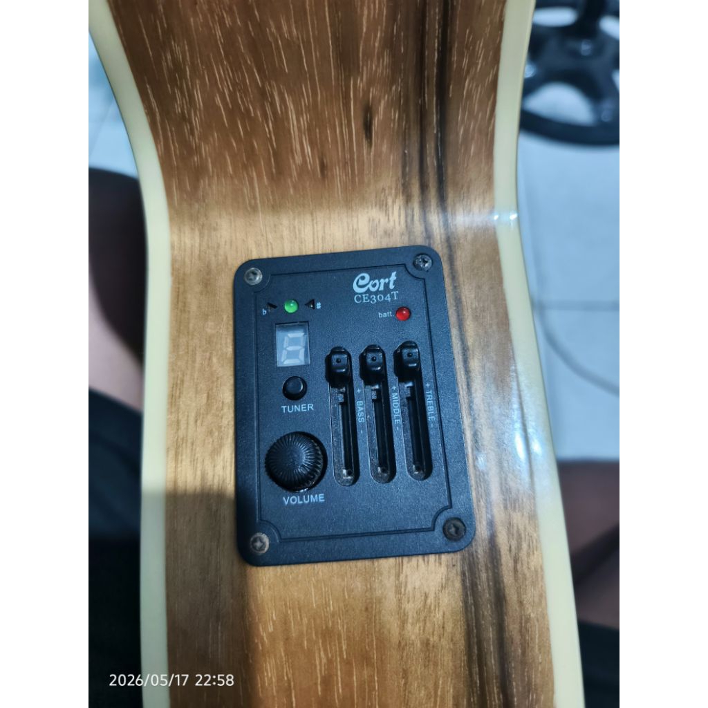 Gitar cort sfx dao nat