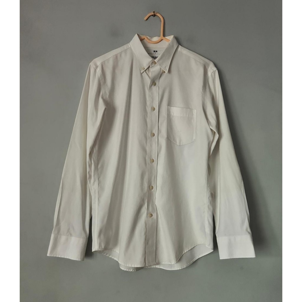 Second Kemeja Pria Uniqlo Super Non-Iron Slim Fit Lengan Panjang - Putih
