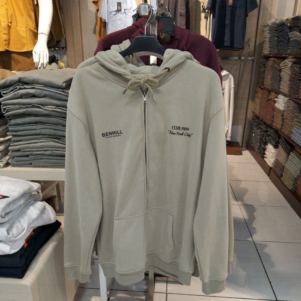 HOODIE BENHILL (Ukuran S - XL)