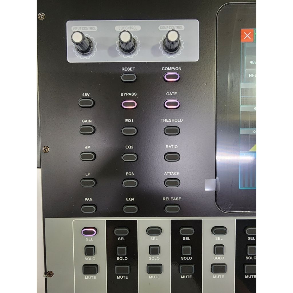 (FREE PAKING KAYU) Mixer Audio Digital Beyer DMD32 / DMD-32 Hitam Perak Layar LCD Dengan Banyak Fader Dan Tombol