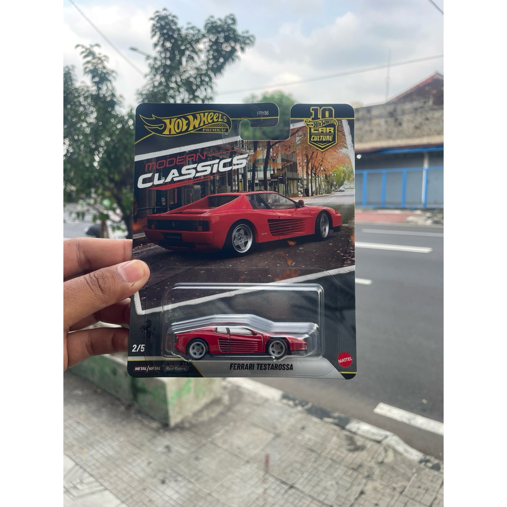 Hot Wheels Modern Classic Ferrari Testarossa