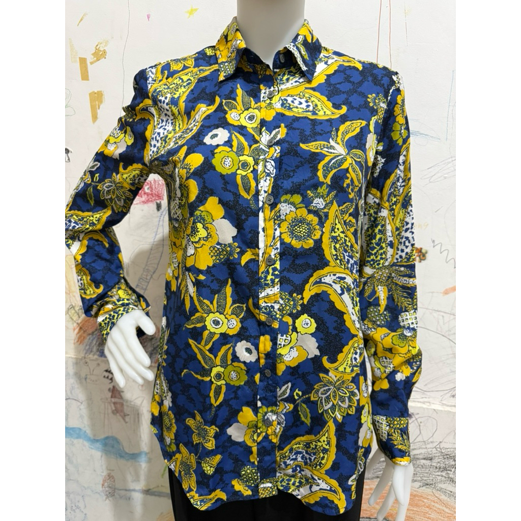 Kemeja Banana Republic