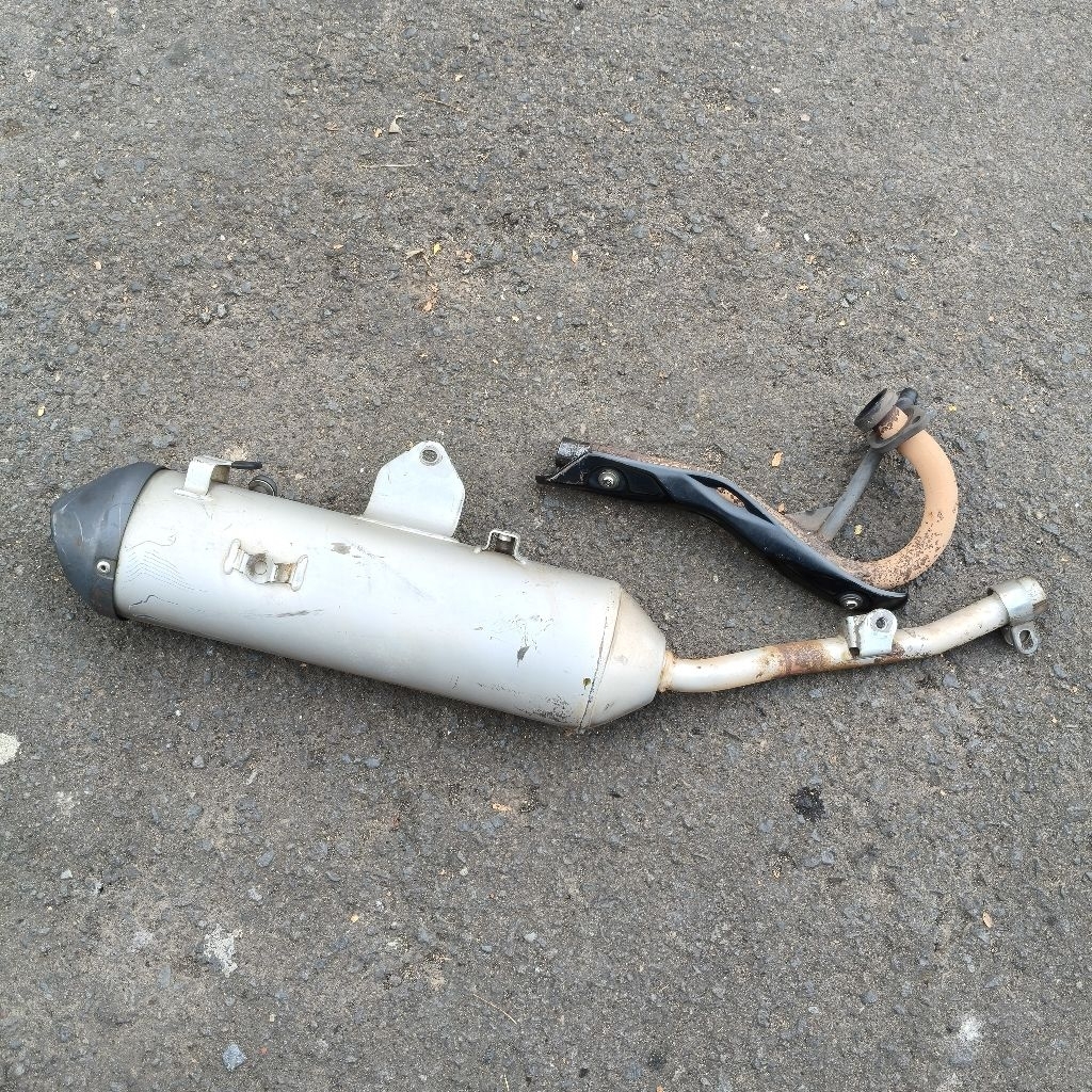 Knalpot standar KLX 150 Original