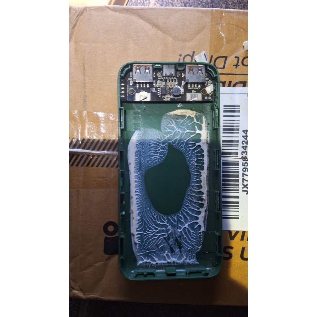 casing modul power bank rusak