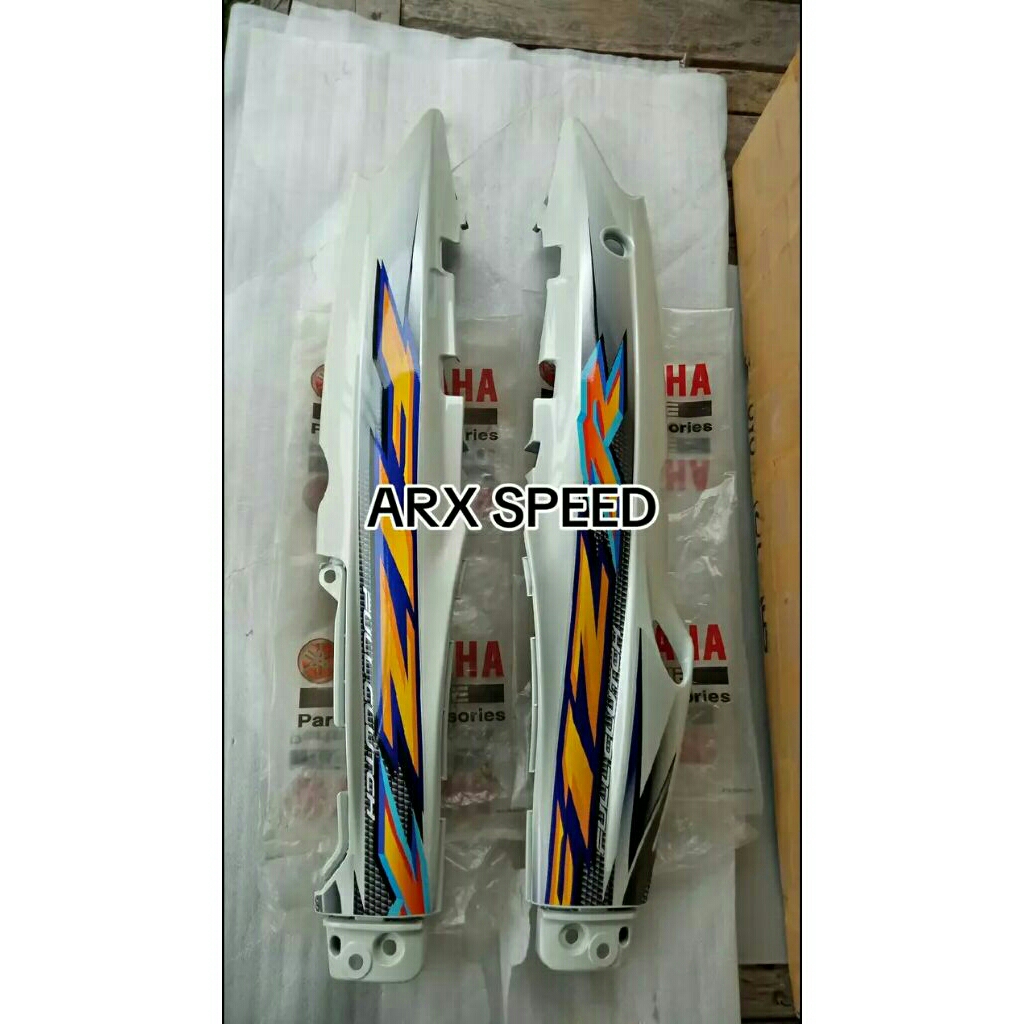 COVER BODY BODI F1ZR FIZR 2004 BIRU PUTIH ORIGINAL ORI