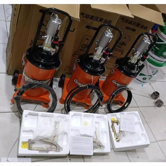 Air Pneumatic Grease Pump GREENER 12 L Alat Pelumas Grease