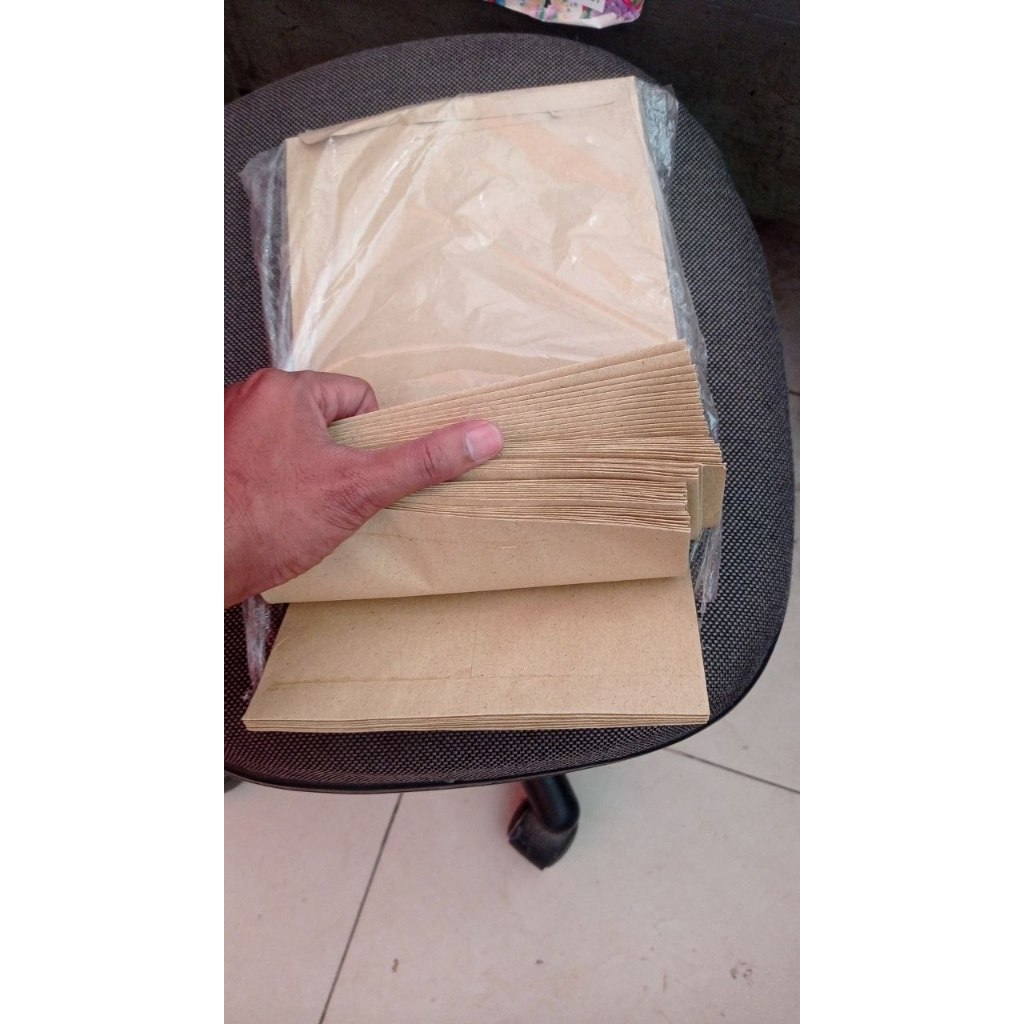 amplop coklat besar