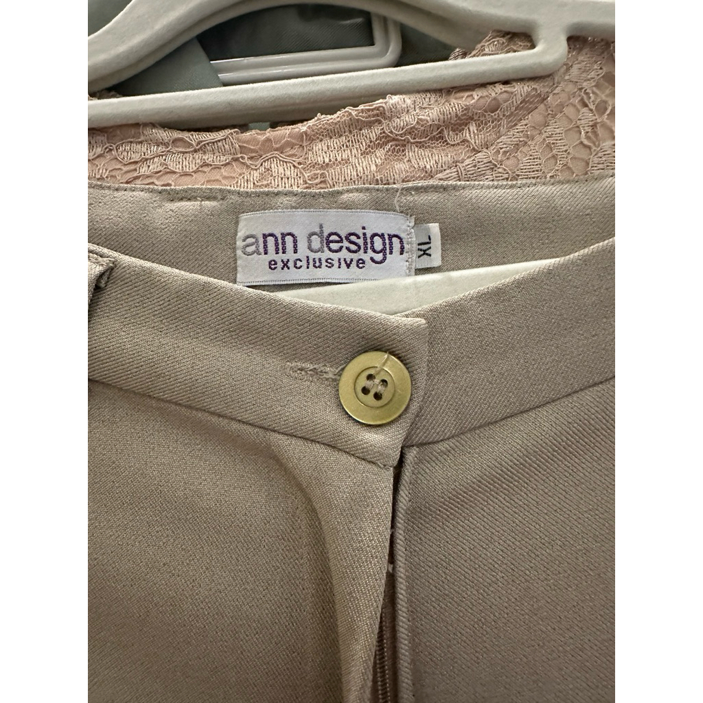 Celana Bahan Ann design
