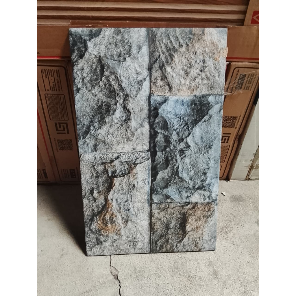 KERAMIK DINDING MOTIF BATU 25X40 NANTES GRAFIT KW1 LAGUNA