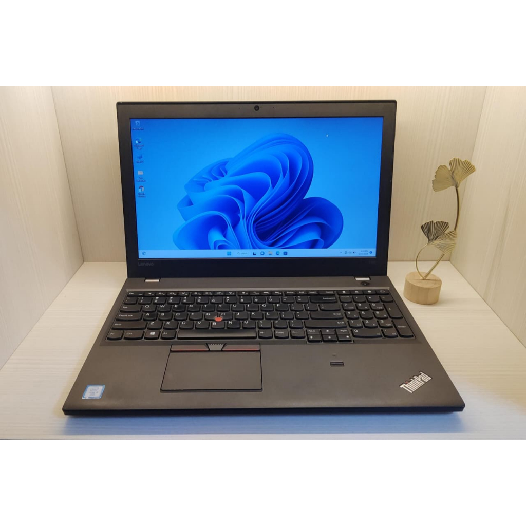Laptop Lenovo Thinkpad T560 I i5 Gen 6 I RAM 8GB I SSD 256 GB