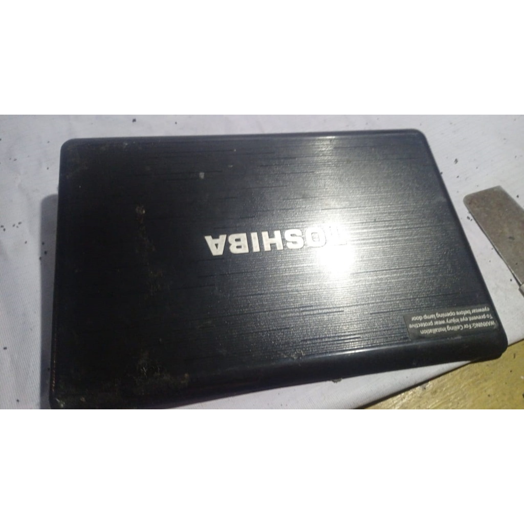 Casing Toshiba P745 frame layar