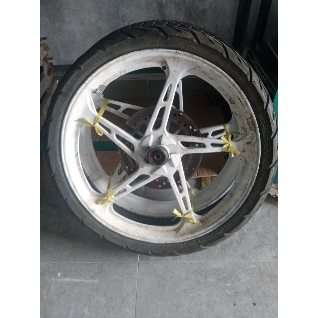 Velg Yamaha Jupiter Z / Robot + Ban 1 Set Original Copotan