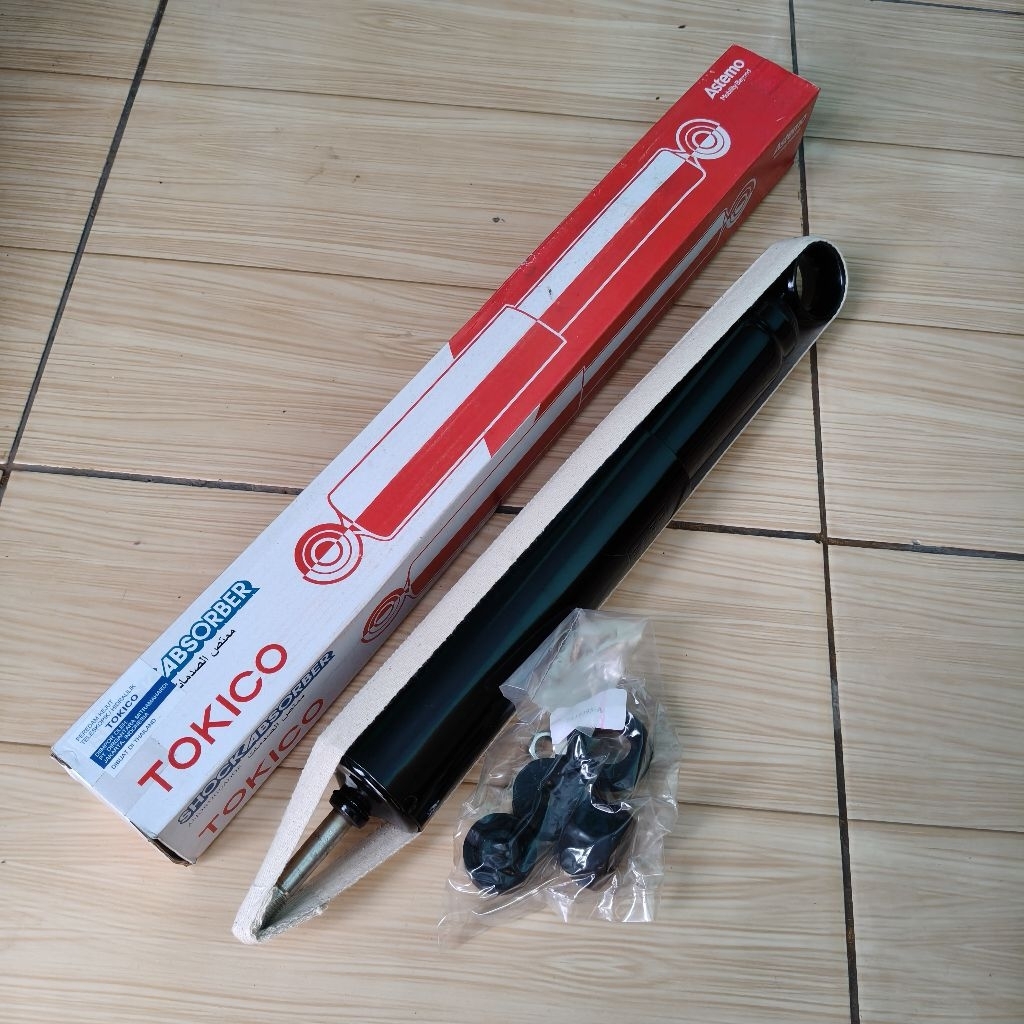 Shockbreaker belakang innova lama TOKICO Original