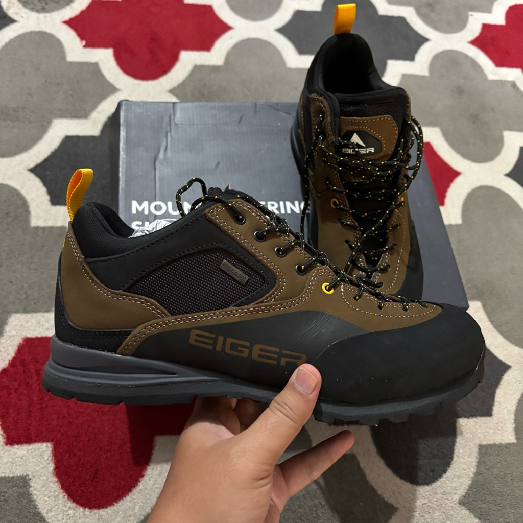 Sepatu - Anaconda 2.5