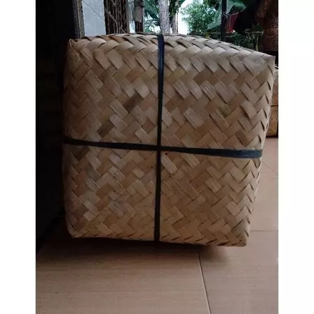 Besek Bambu 100 Pasang Ukuran 22x22 Anyaman Bambu Berkualitas Besek Nasi Catering