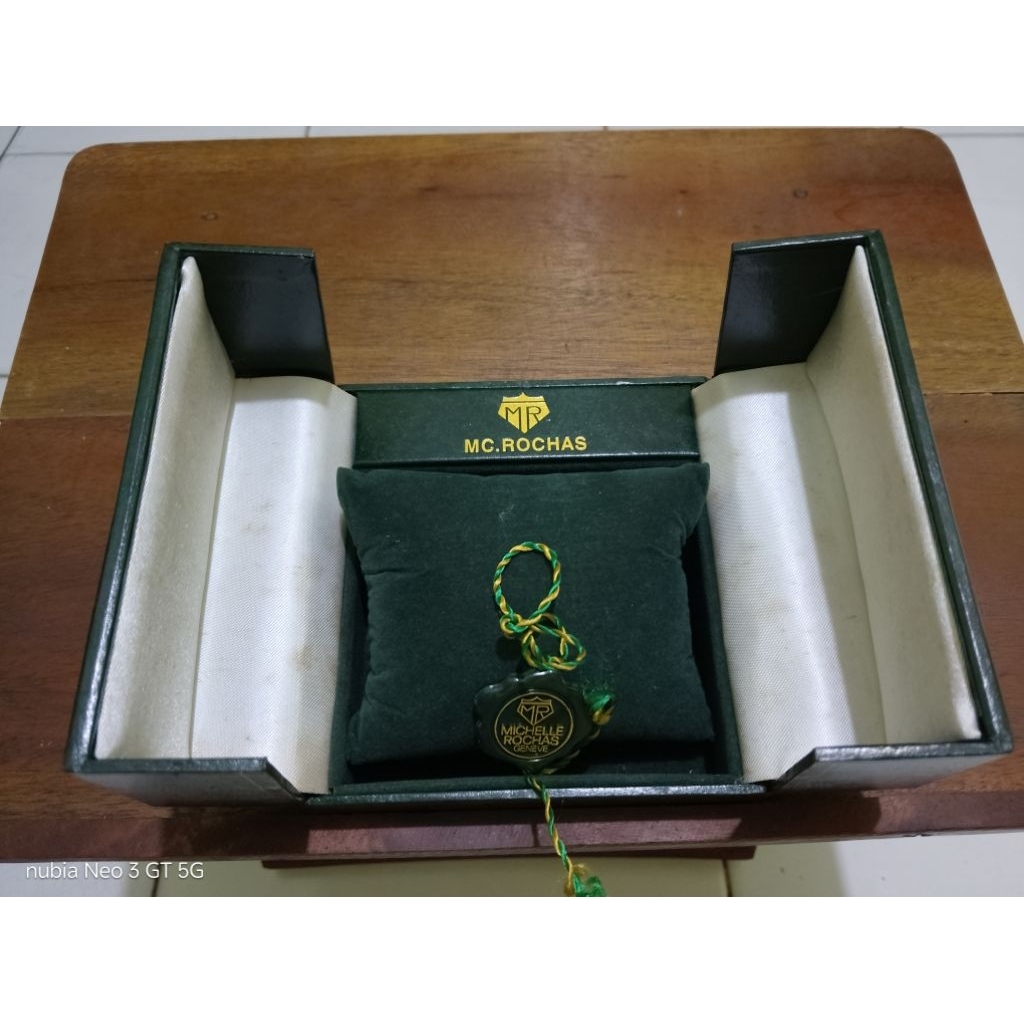 jual. Box jam tangan MC. ROCHAS