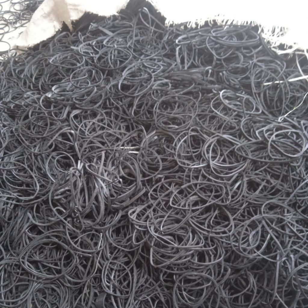 Karet Gelang hitam elastis 1kg