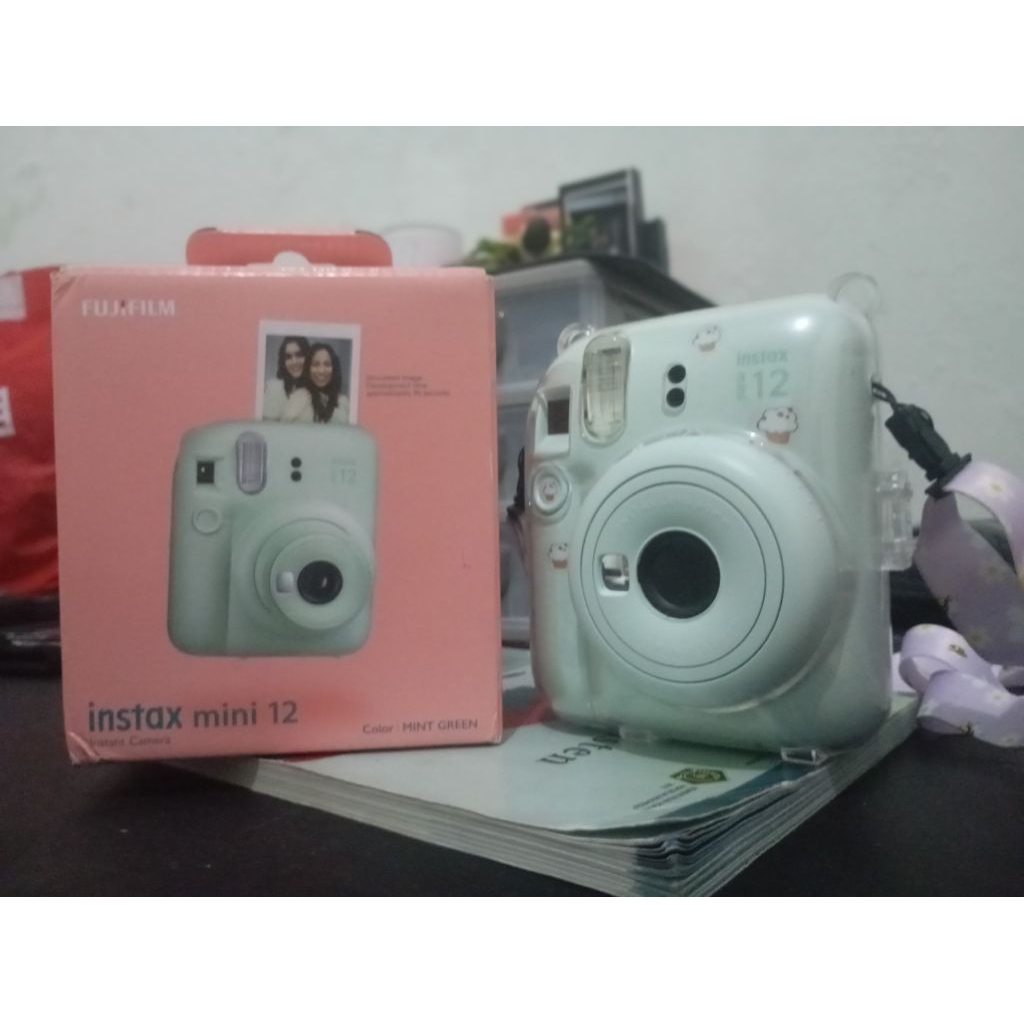 Kamera polaroid Instax mini 12
