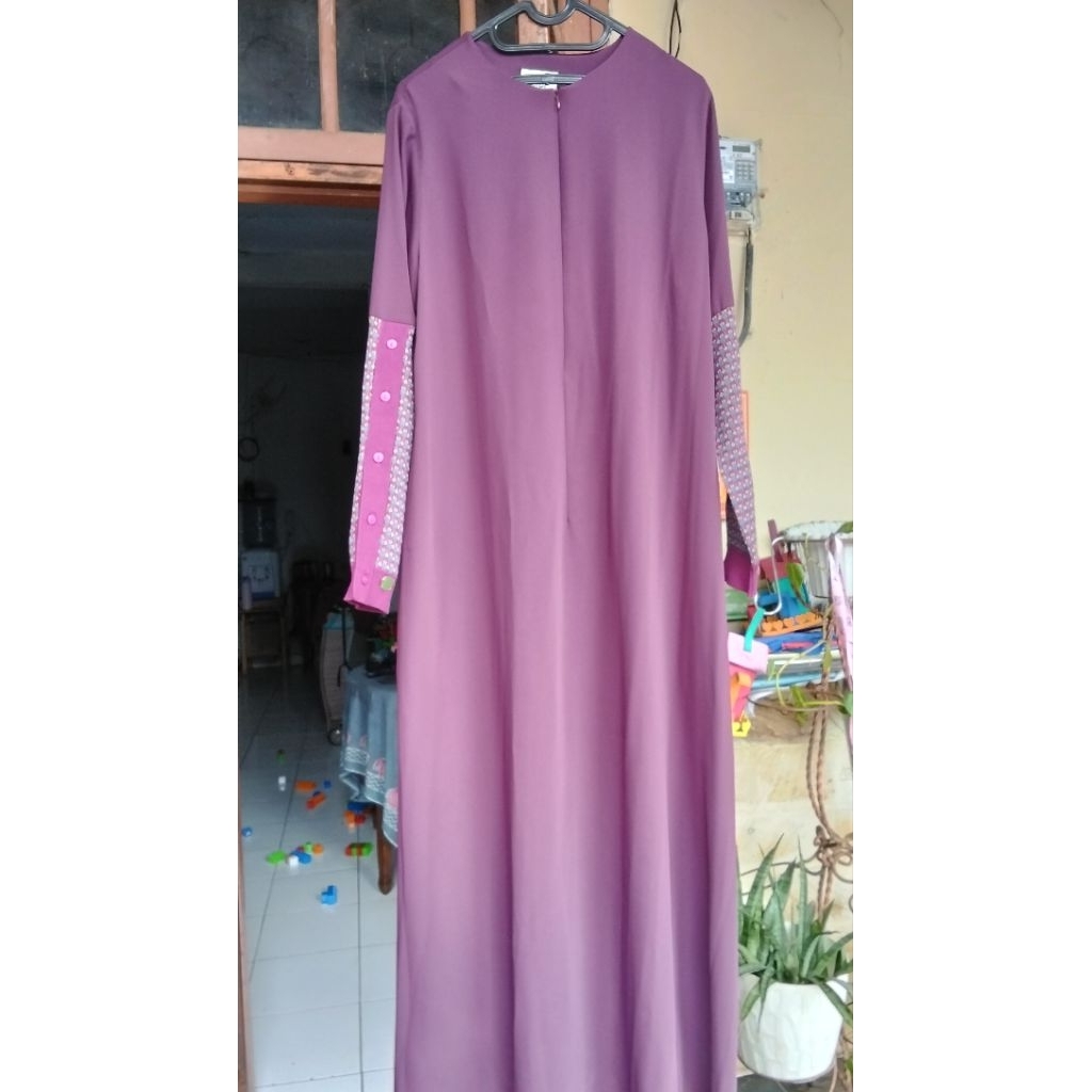 Itsar Syari Mecca Chic Knit Abaya