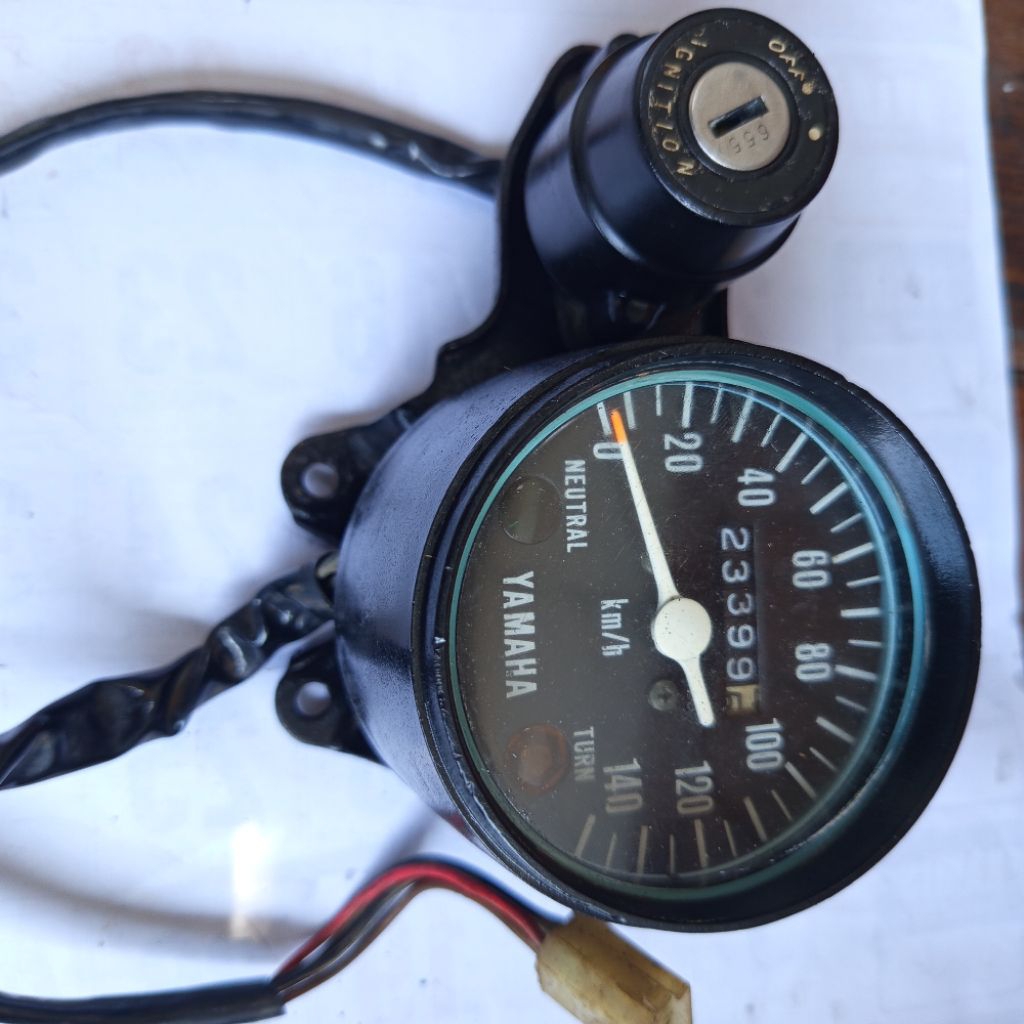 Spedometer dt100 original kontak dt ori ( bagus GARANSI )Daripada beli bekas tapi tak fungsi order s