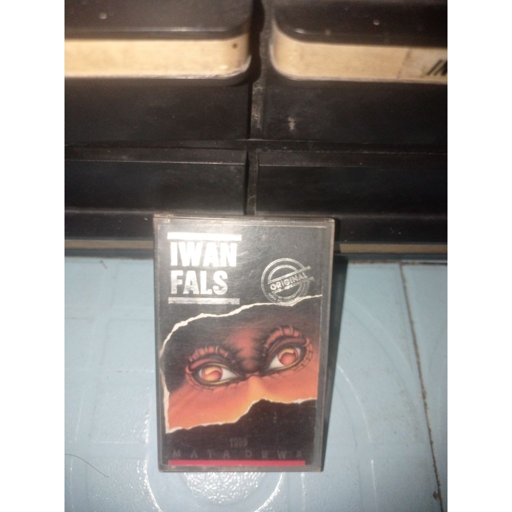 Kaset Pita Iwan Fals - Mata Dewa
