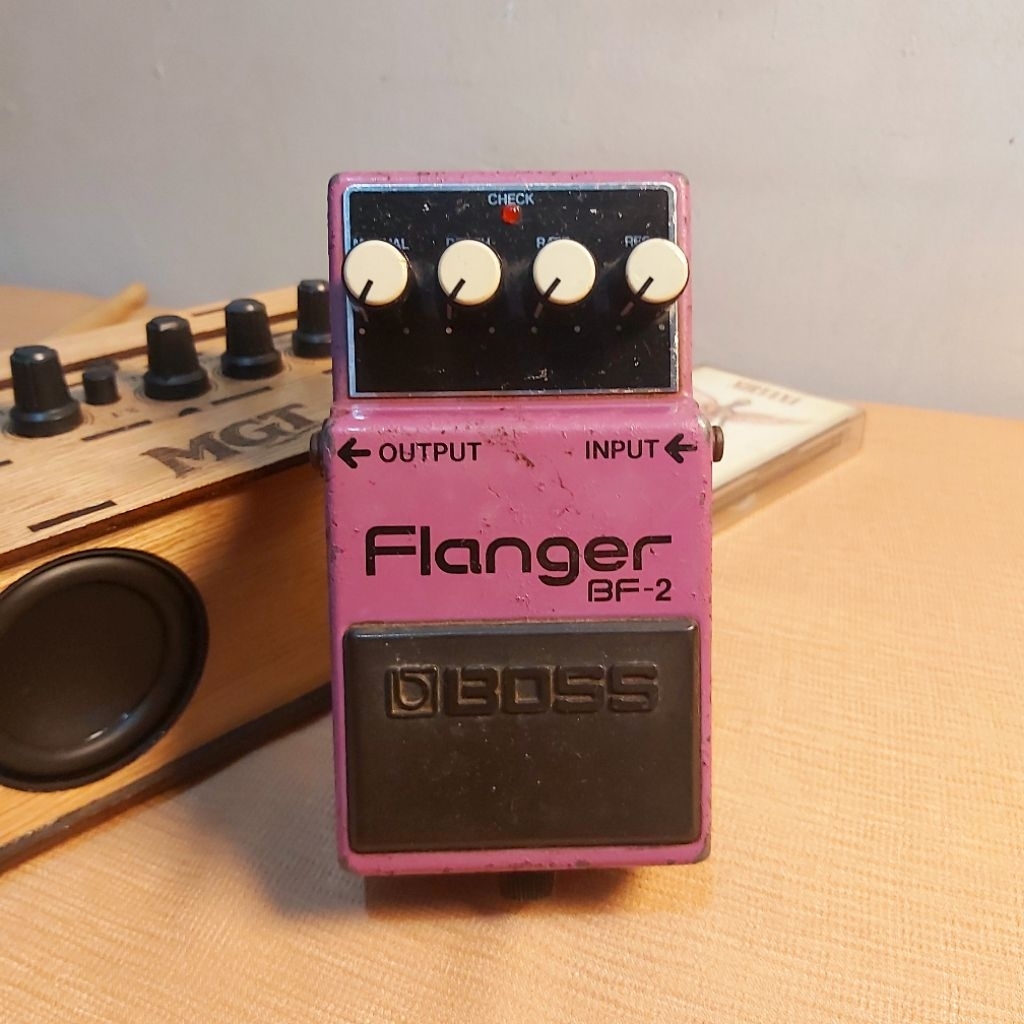 Efek Gitar Boss Flanger BF2 Second