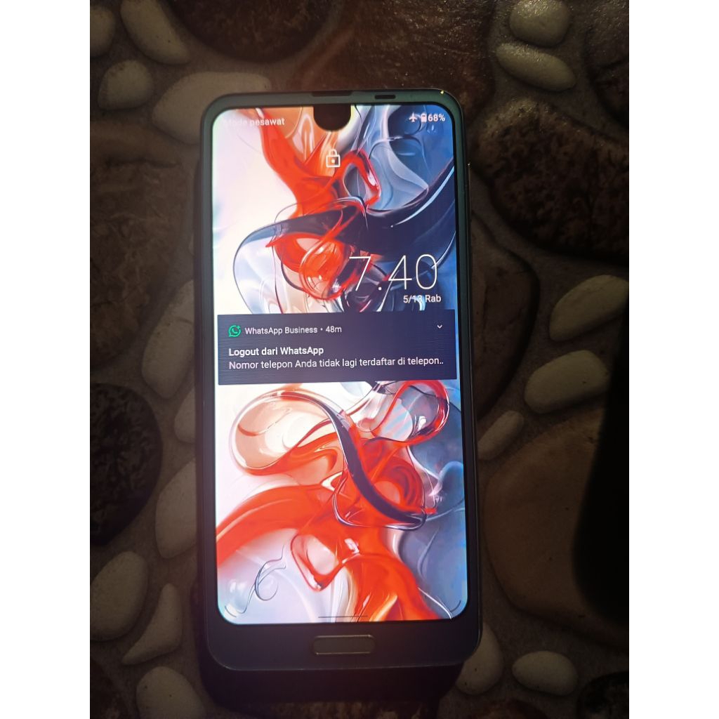 Sharp Aquos R2 SHV42