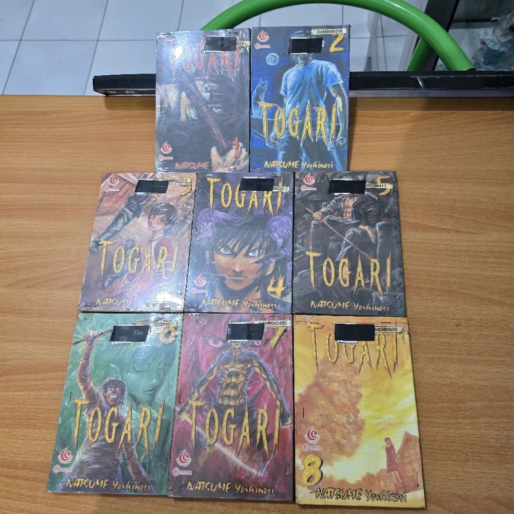 Bundle Komik Togari Vol. 1-8 + Togari White Vol. 1-3 Preloved
