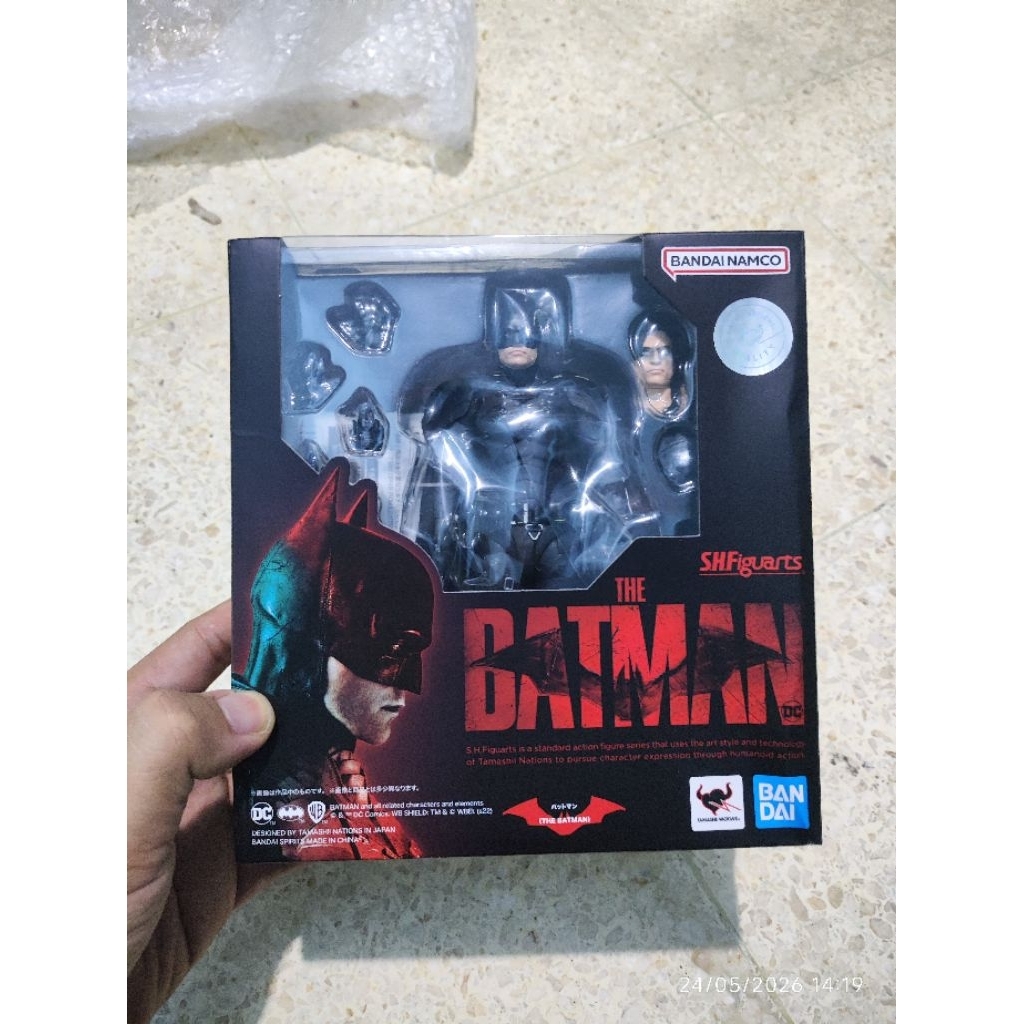 Shf The Batman 2022 Robert Pattinson Original bukan mafex mezco
