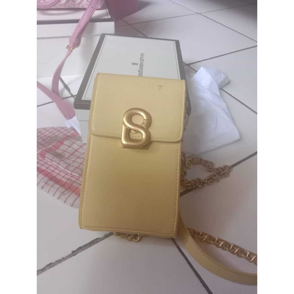 preloved phone bag Buttonscarves