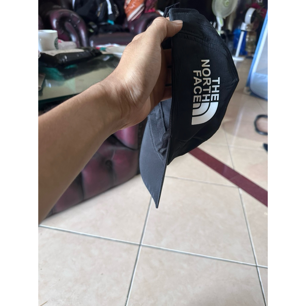 Topi The North Face TNF PARASUT