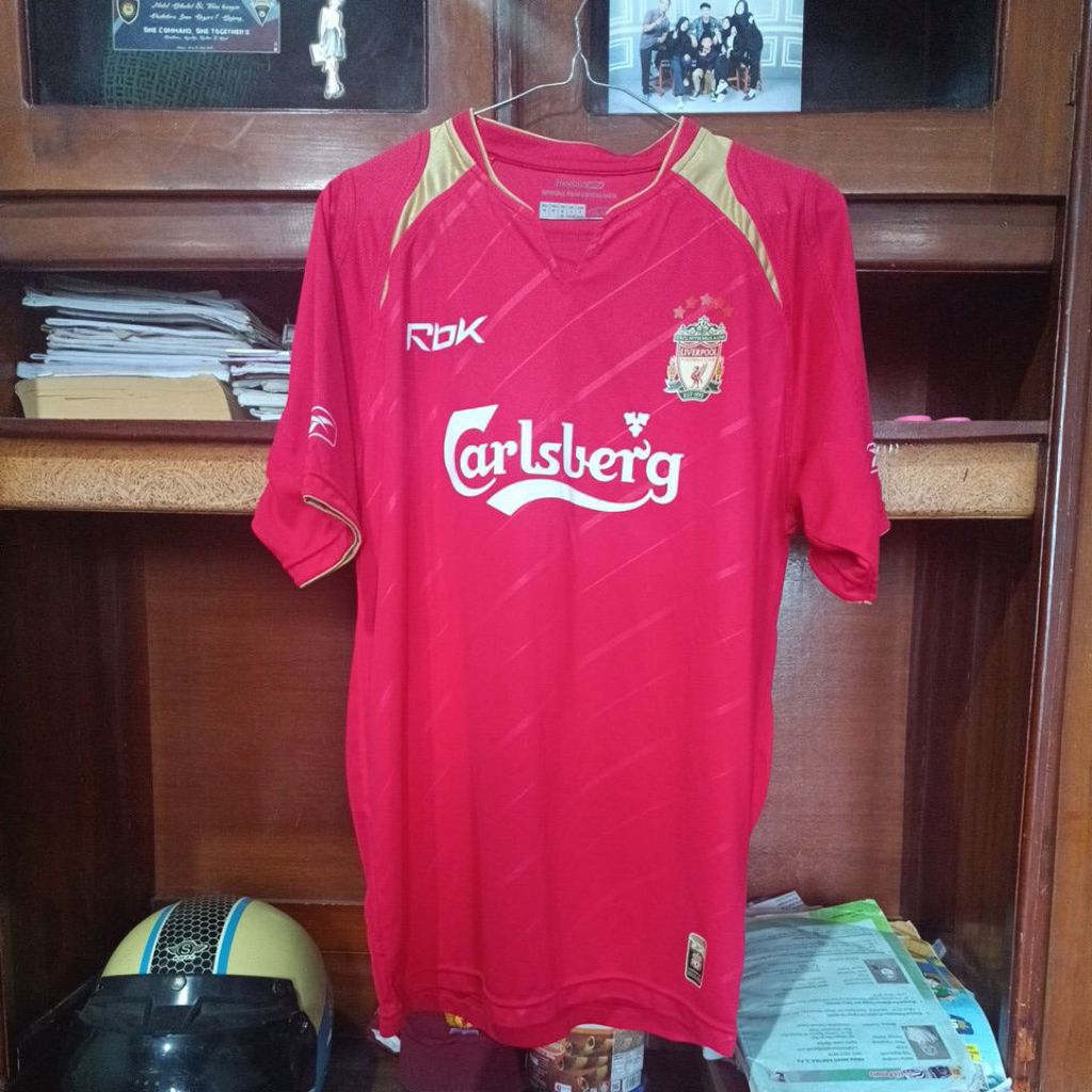 Jersey Liverpool Home 2005/2006 UCL Version Original