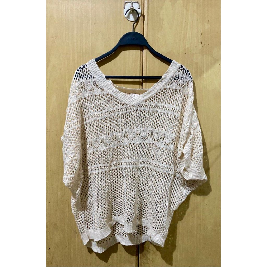 Baju Rajut Kepang Pantai