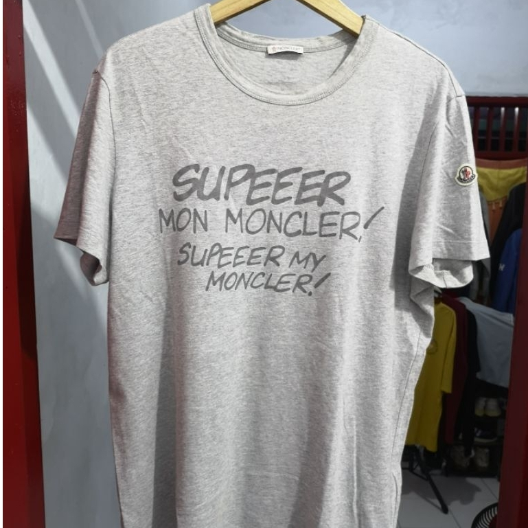 Kaos Pria Kasual Moncler
