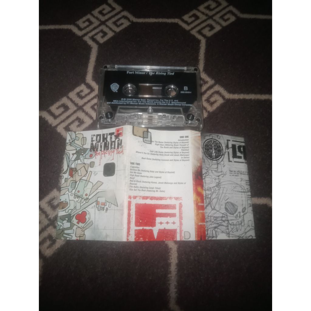 kaset pita fort minor