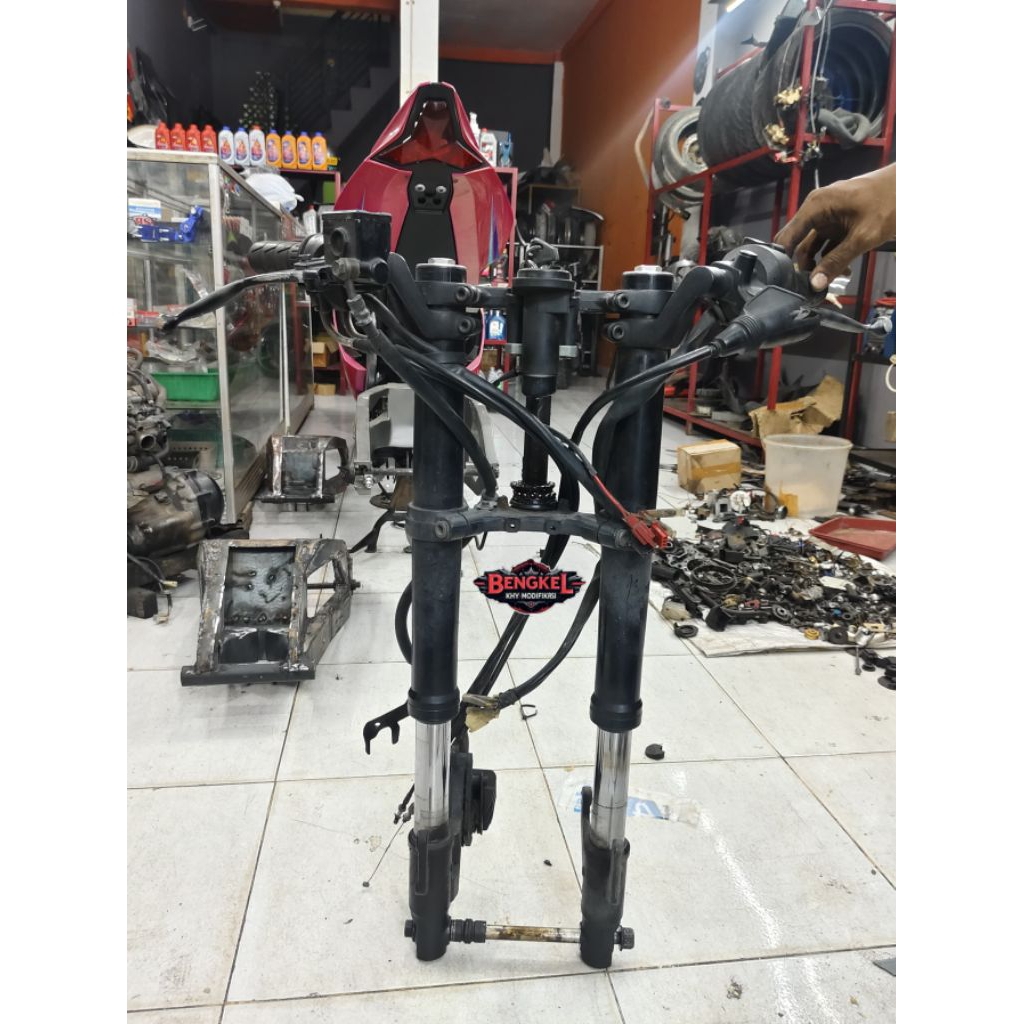 shock upside down usd ori R15 v3 pnp r15 v2 dan vixion