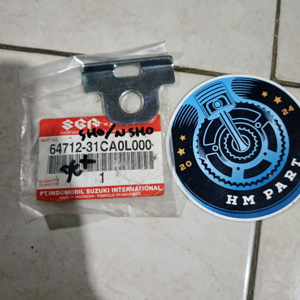 64712-31CA0L000 PLAT TAHANAN AS RODA STELAN RANTAI BELAKANG SUZUKI TORNADO SHOGUN KEBO ORIGINAL SGP