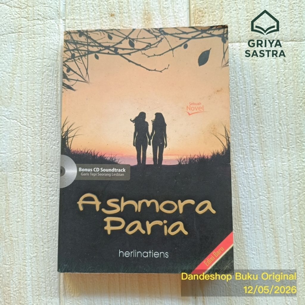 Ashmora Paria oleh Herlinatiens - Novel WLW Bekas Preloved