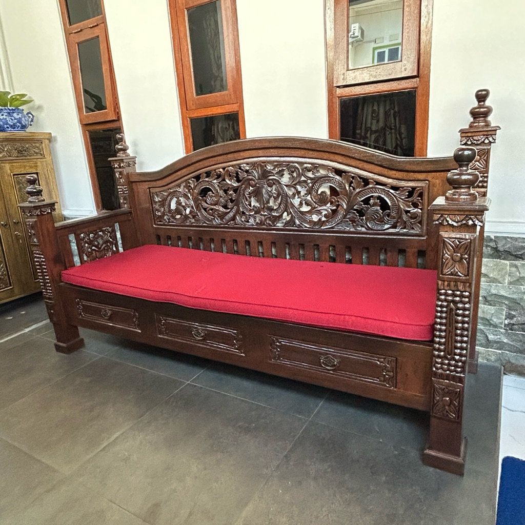 Bale Bale Daybed Ukir Jati Jepara / Bale Ukir Jati Tua