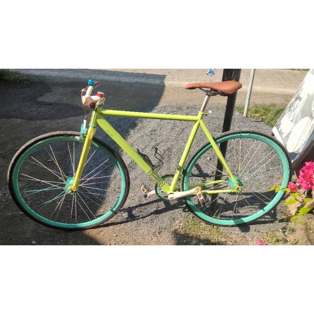 united soloist 02
