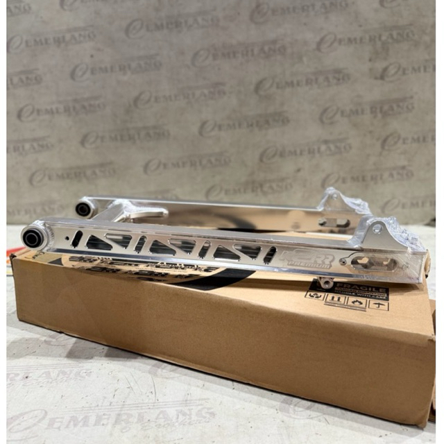 SWING ARM LENGAN AYUN K2R KAWAHARA V2 RX KING SILVER