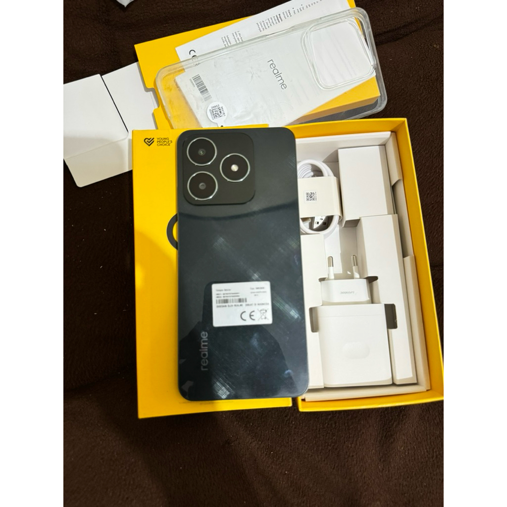 Realme C61 8/128gb fullset second