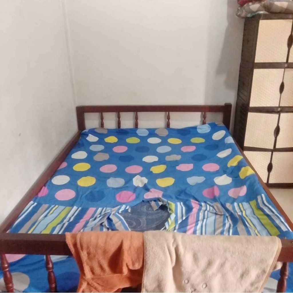 Dipan kasur ukuran 160x200
