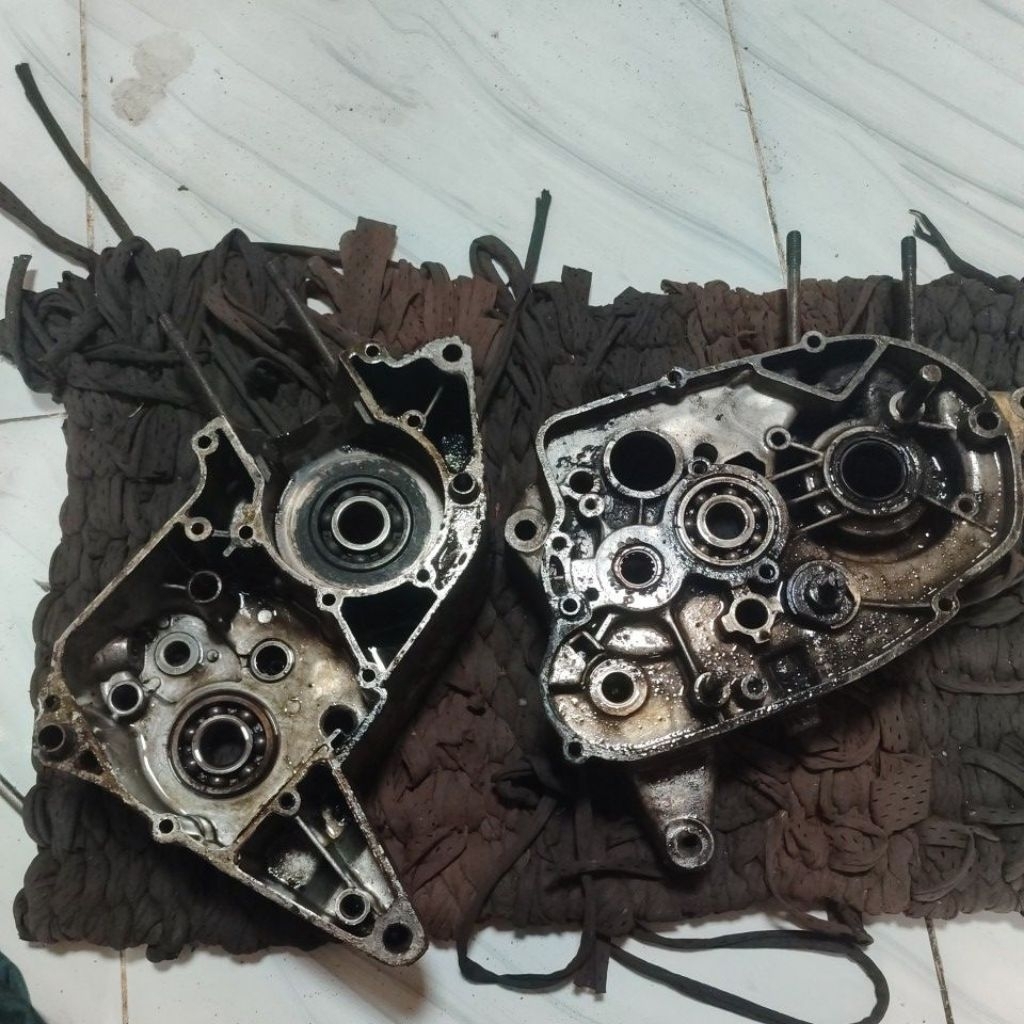 krengkes tengah kiri kanan original yamaha RX100