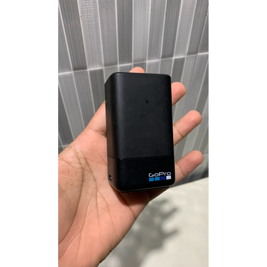 Dock Charger Double Baterai GoPro MAX Second Mulus - Siap Pakai