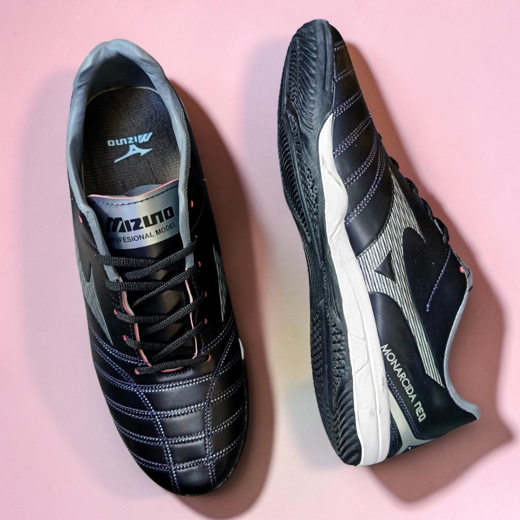 Sepatu Futsal Mizuno Monarcida Neo Black Silver
