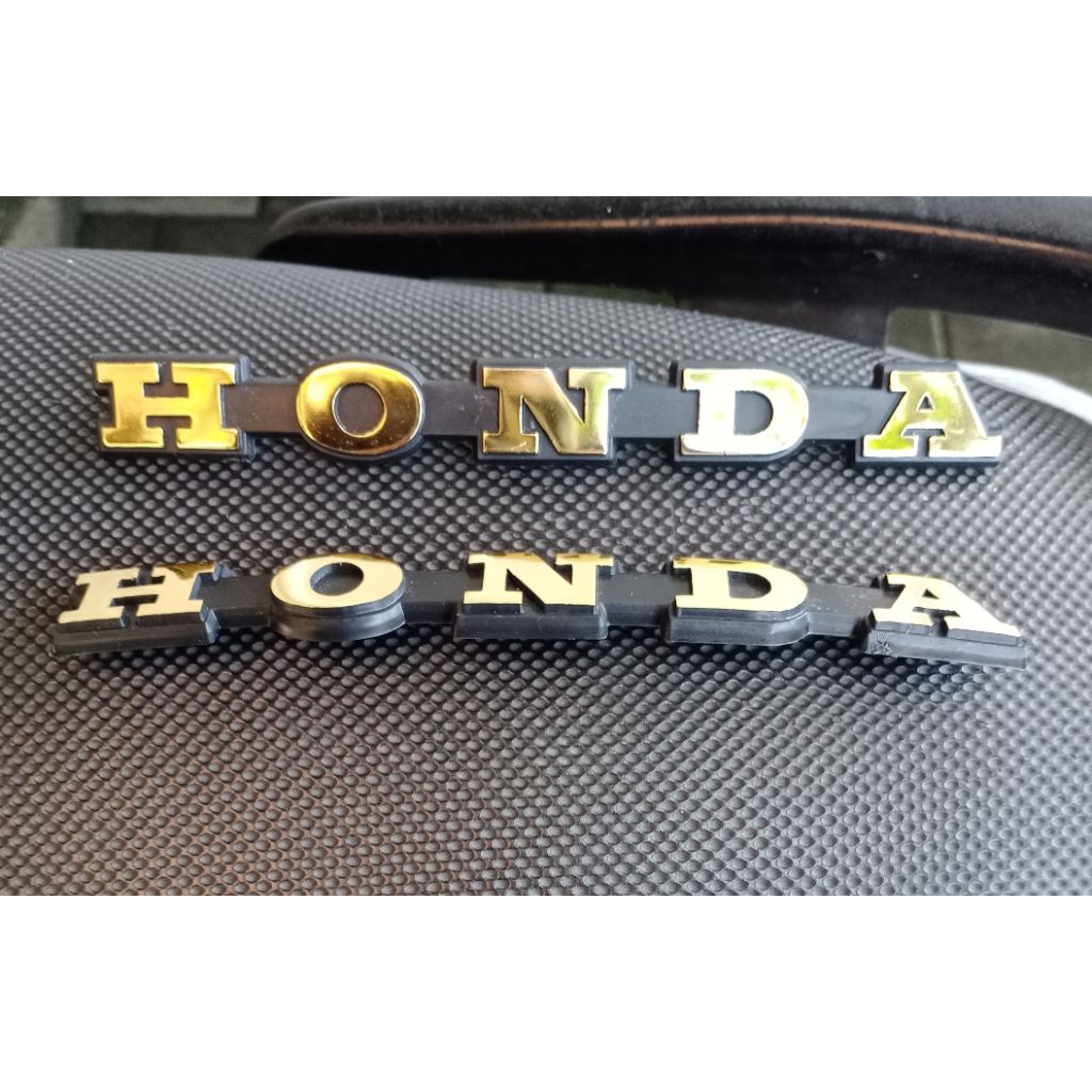 Emblem Tangki Honda Supercup C700 C800