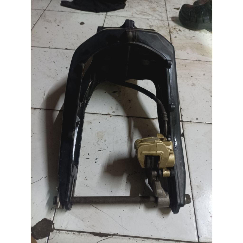 Arm ,swing arm r15 v3 2017